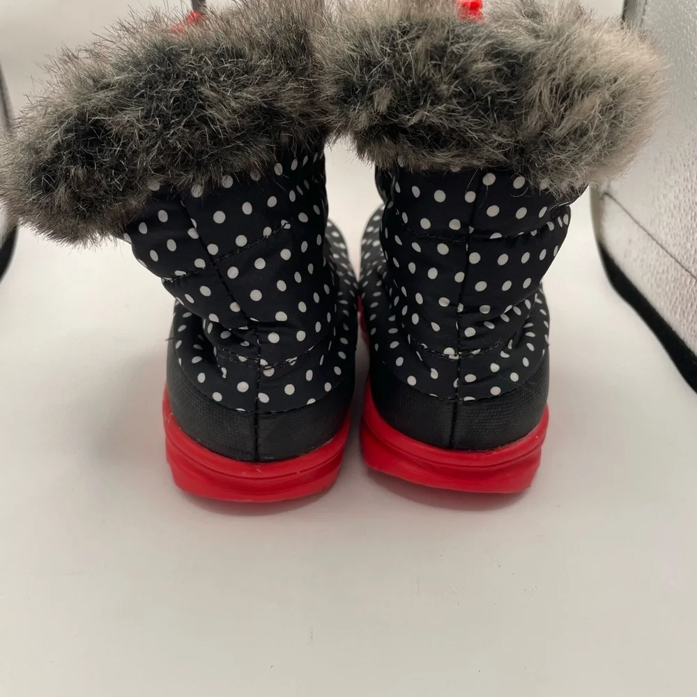 The North Face Nuptse polka dot girls 200 gram boots size 8